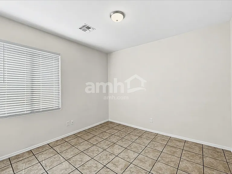 124 E Calle Puente Azul — Photo 15