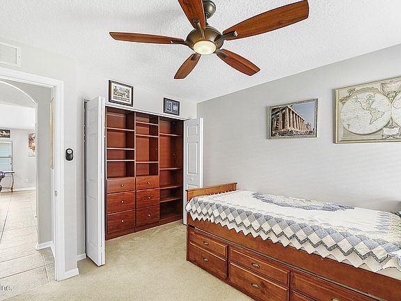 4th image of 241 W JAYCE Way