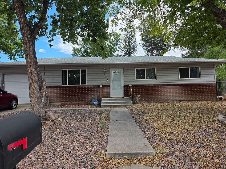 1st image of 2107 Kensing Cir