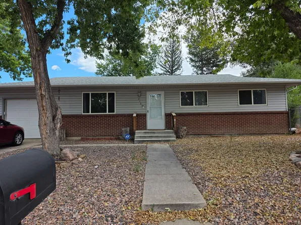 2107 Kensing Cir, Colorado Springs, CO 80910