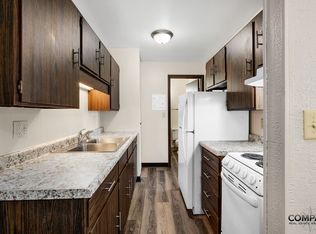 1025 W MacArthur Apartments, Eau Claire, WI 54701