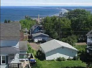 29 E 8th St, Duluth, MN 55805