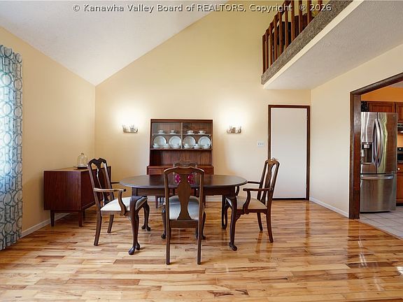 4th image of 122 Timberlake Cir