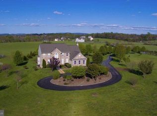11584 Georges Mill Rd, Lovettsville, VA 20180