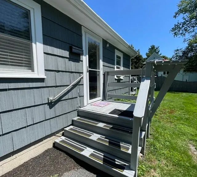 39 Newton Ave — Photo 4