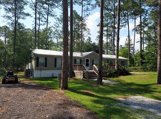 213 Oakcrest Dr, Freeport, FL 32439