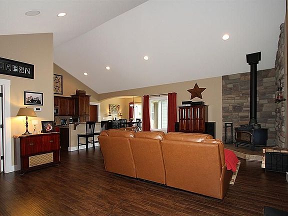 4th image of 26014 137th Street Ct E