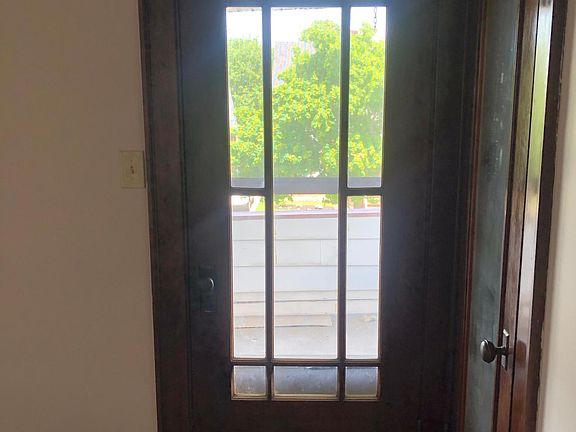 5th image of 5013 Vandalia Ave #2