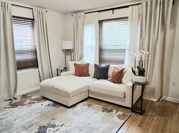 407 Washington St APT 2, Dorchester, MA 02124
