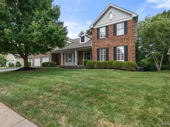 649 Westledge Ct, Saint Louis, MO 63131