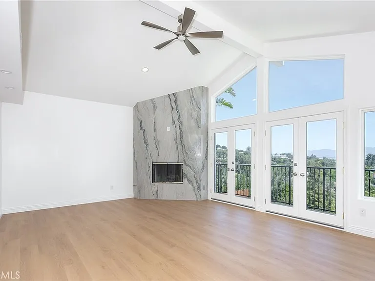 16973 Strawberry Dr — Photo 19
