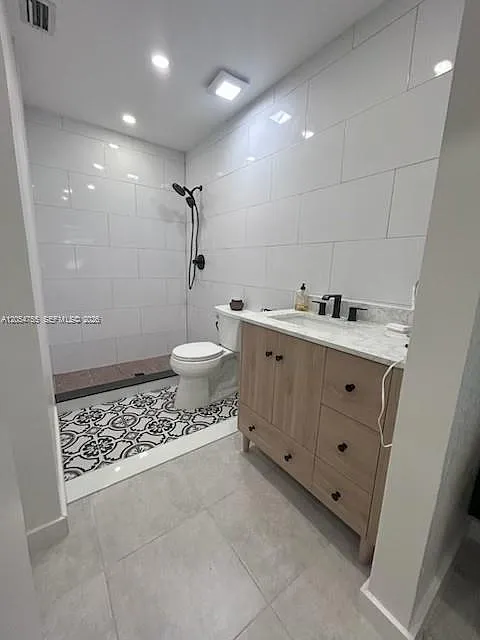 2 bed, 2.0 bath, 991 sqft, $2,850 — Photo 4