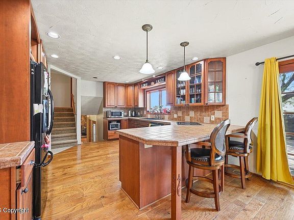 4th image of 7890 Rimrock Dr