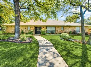 1825 Druid Ln, Fort Worth, TX 76112