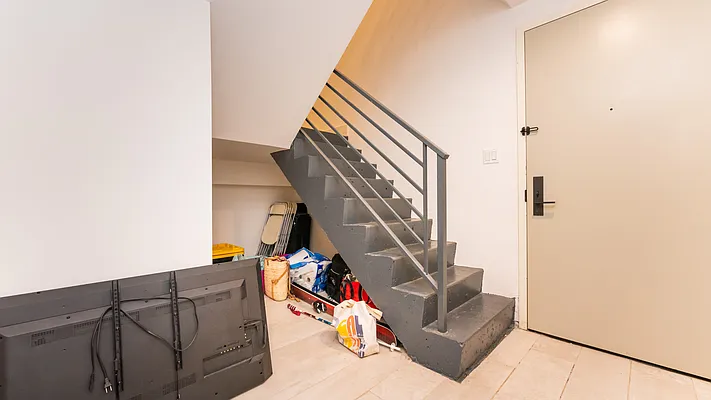Rented by Nooklyn NYC LLC | media 7