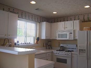 4th image of 1233 W Oaks Way