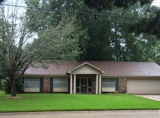 235 Beechcrest Dr, Jackson, MS