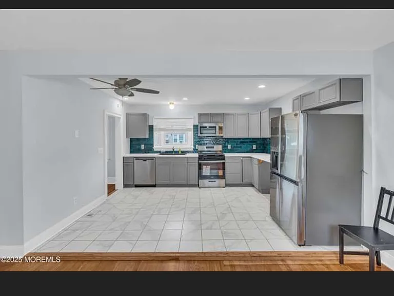 645 Campbell Ave — Photo 20