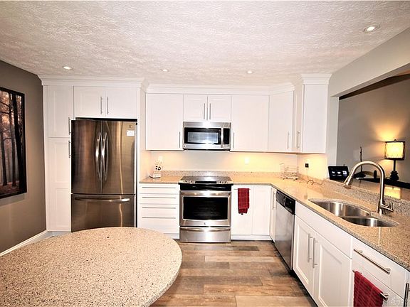 2nd image of 585 Pine Needles Dr