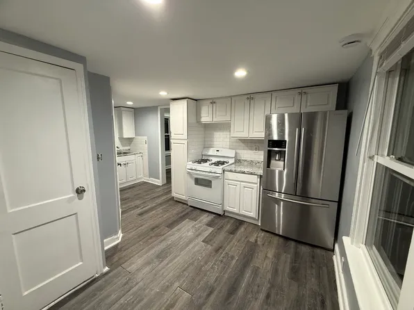 72 Charles St, Carteret, NJ