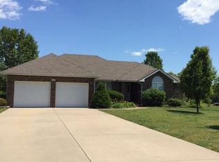5295 Appaloosa Way, Loma Linda, MO 64804