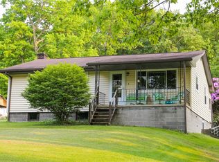 1010 Gas Center Rd, Vintondale, PA 15961