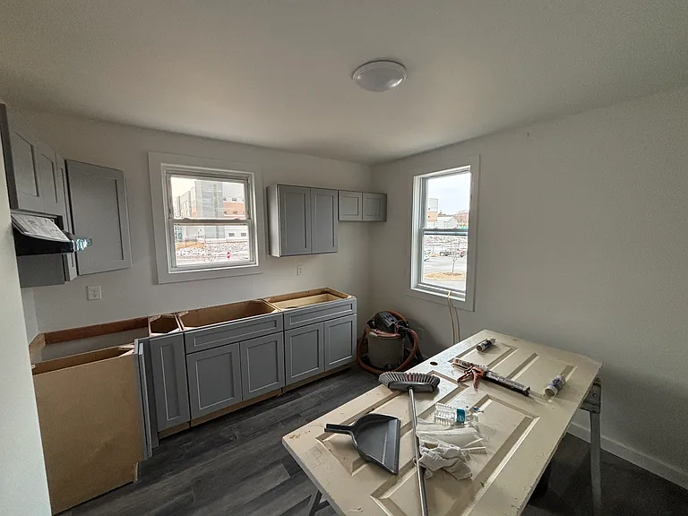 188 N Hamilton St — Photo 8