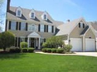720 Kristin Ct, Westmont, IL