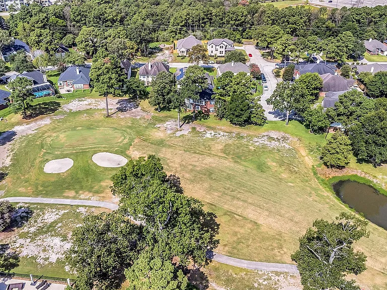 18219 Polo Meadow Dr — Photo 47