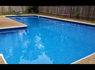 141 Berry Dr, Clinton, MS 39056