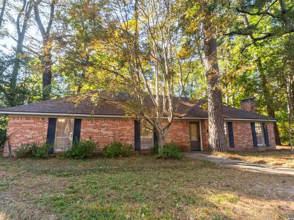 1109 Jonquil Dr, Longview, TX 75601