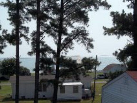 4th image of 109 Church Ln
