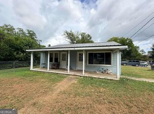 645 James St, Rossville, GA 30741