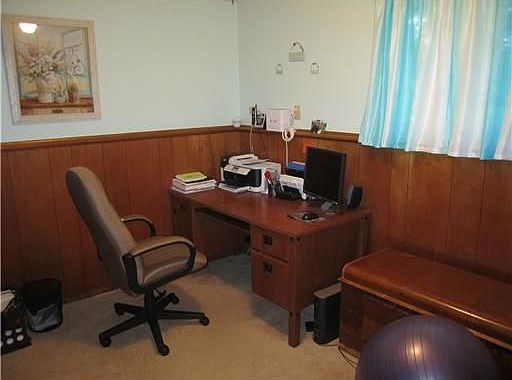 5th image of 18294 Westover Dr