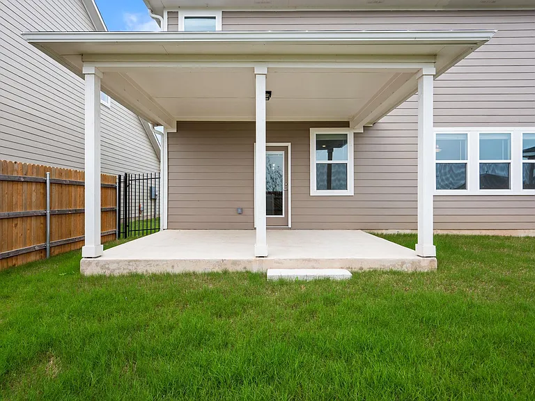 2902 Tavern Dr — Photo 31
