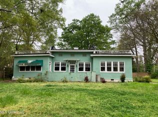 412 E Peace St, Canton, MS 39046
