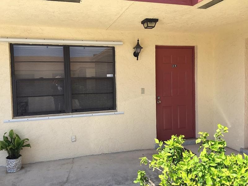 2nd image of 1125 15th Ave N APT 2B