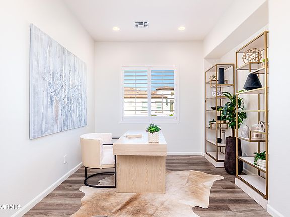 5th image of 404 E HARMONY Way