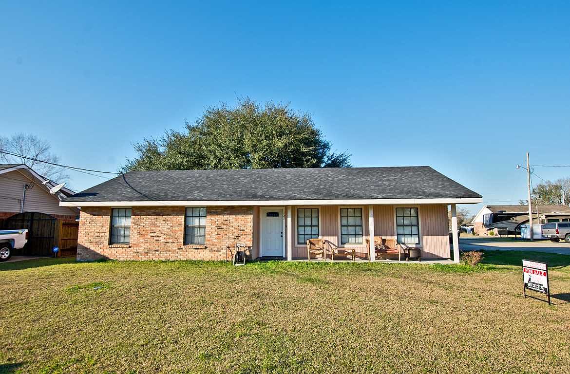 121 Honeysuckle Dr, Schriever, LA 70395 Zillow