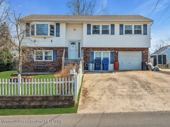 133 Neptune Avenue, Beachwood, NJ 08722