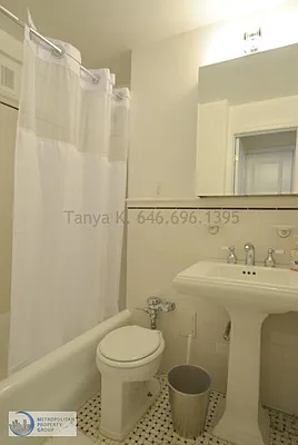 Rented by Metropolitan Property Group | media 20