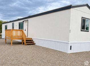 49-425 N Esquire Pkwy, Castle Dale, UT 84513