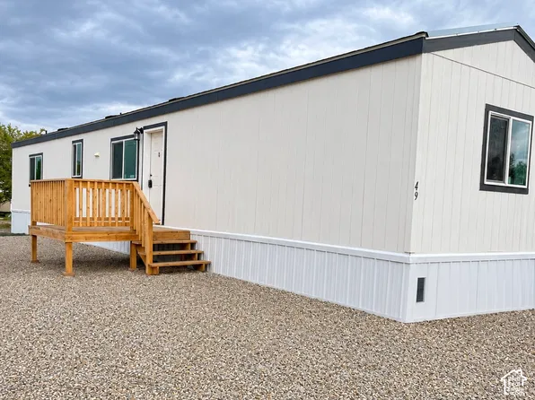 49-425 N Esquire Pkwy, Castle Dale, UT 84513