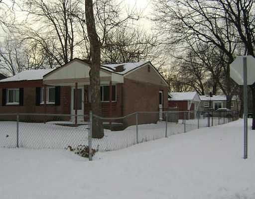 1st image of 710 Fox Ave