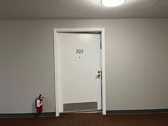4th image of 491 Caswell Ave W #303