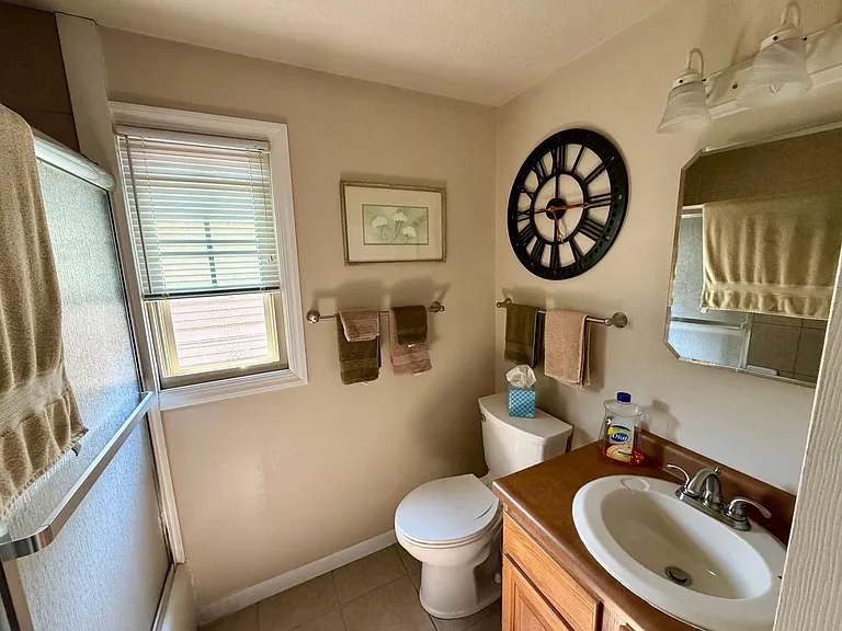 7408 Yale Ave — Photo 11