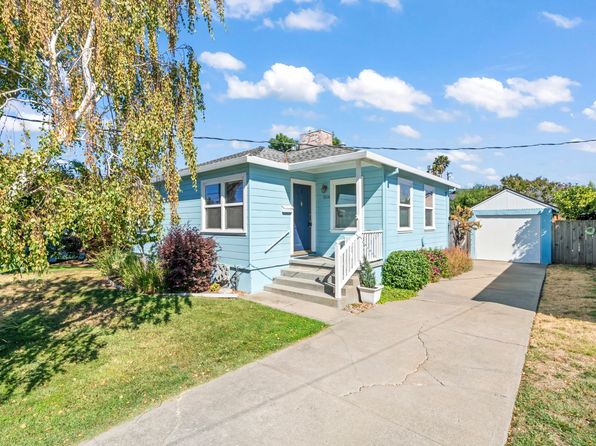 1504 Sharon Pl