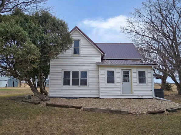 45760 710th St, Lakefield, MN 56150
