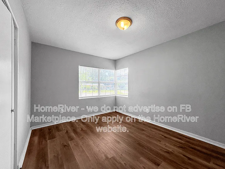 1733 Paine Ave — Photo 12