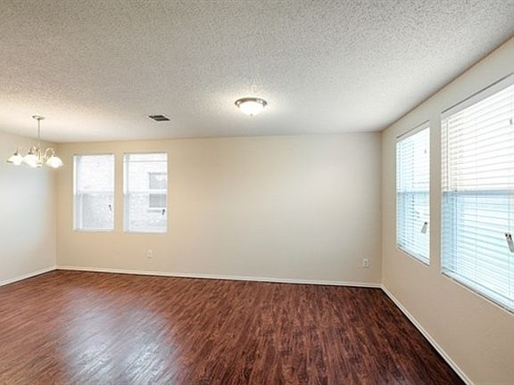 4th image of 8404 Vinetree Dr